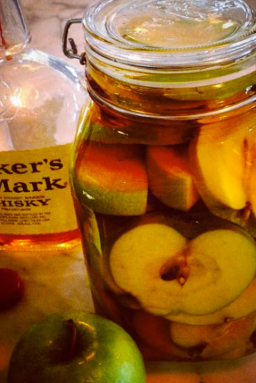 apple-infused-whisky